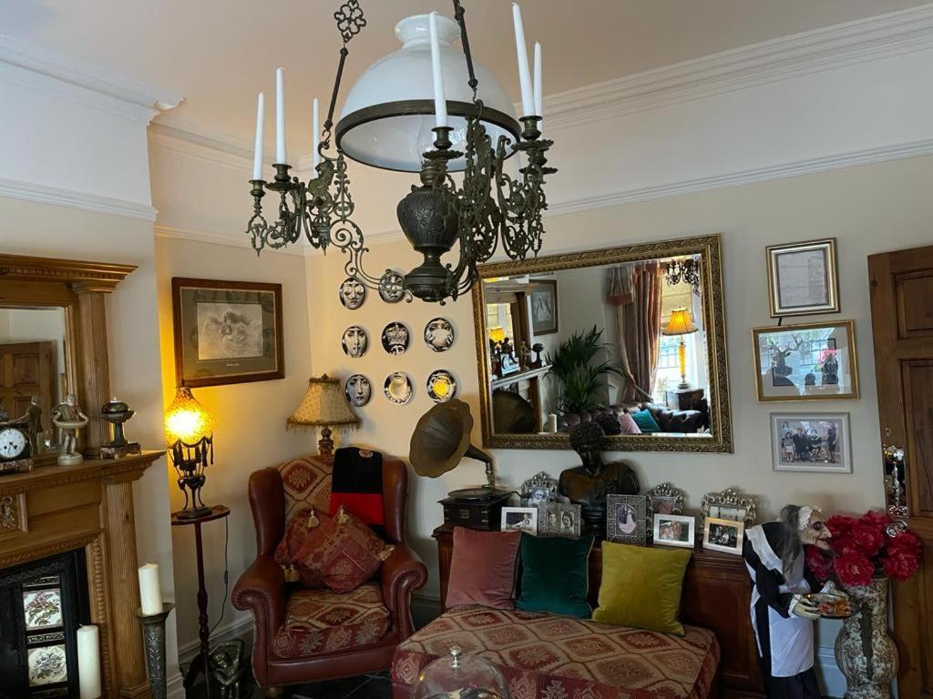 مبيت وإفطار بورثكول Olivia House المظهر الخارجي الصورة